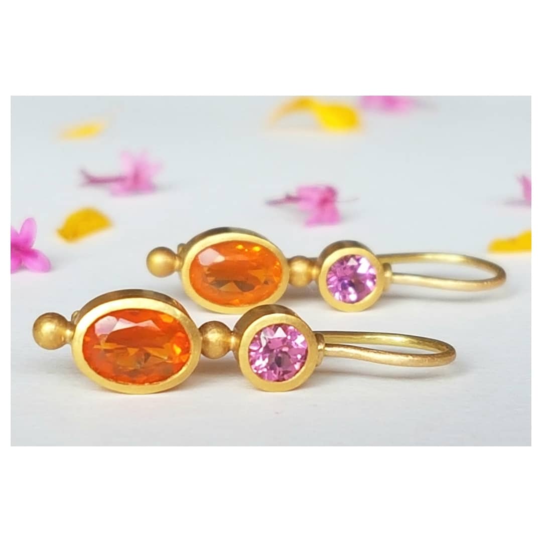 Yellow gold earrings with fire opal and pink tourmaline